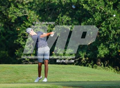 Thumbnail 3 in UIL 6A Boys Golf State Championship photogallery.
