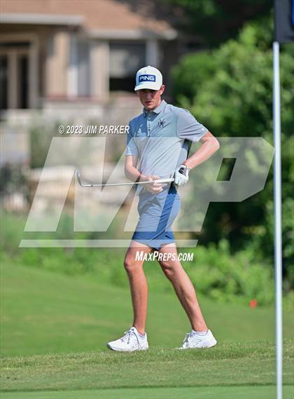 Thumbnail 3 in UIL 6A Boys Golf State Championship photogallery.