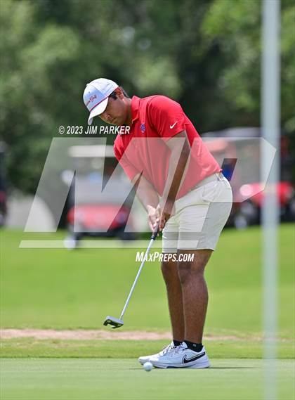 Thumbnail 1 in UIL 6A Boys Golf State Championship photogallery.