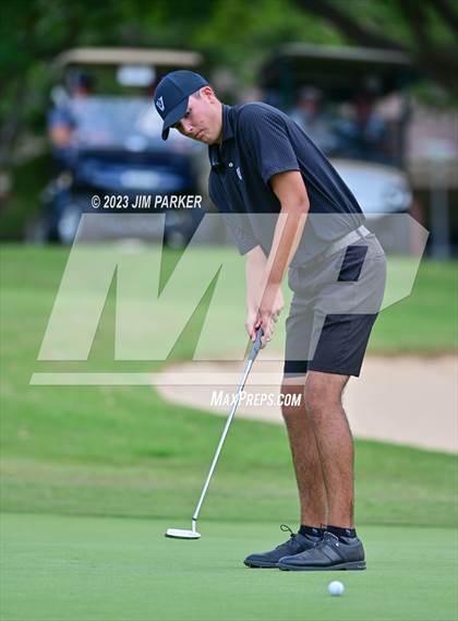 Thumbnail 3 in UIL 6A Boys Golf State Championship photogallery.