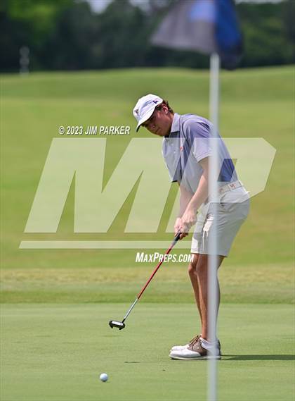 Thumbnail 2 in UIL 6A Boys Golf State Championship photogallery.