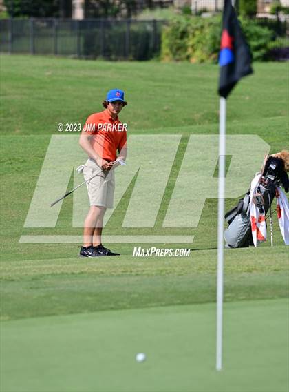 Thumbnail 2 in UIL 6A Boys Golf State Championship photogallery.