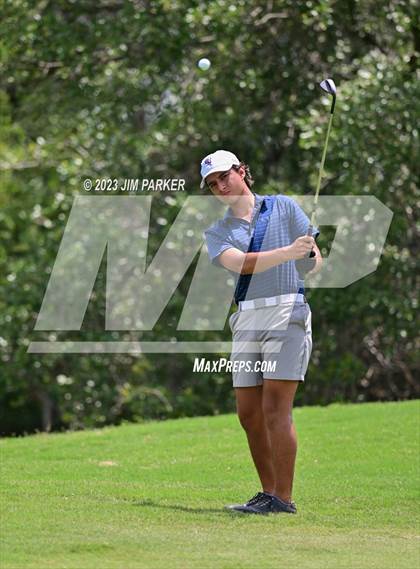 Thumbnail 1 in UIL 6A Boys Golf State Championship photogallery.