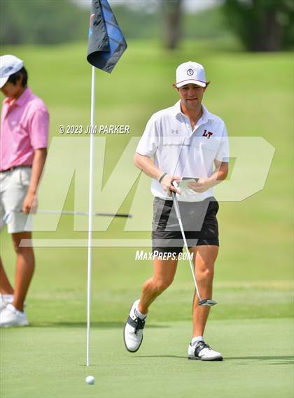 Thumbnail 3 in UIL 6A Boys Golf State Championship photogallery.