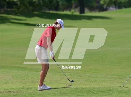 Thumbnail 3 in UIL 6A Boys Golf State Championship photogallery.