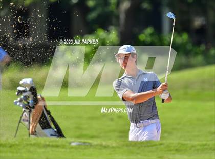 Thumbnail 1 in UIL 6A Boys Golf State Championship photogallery.