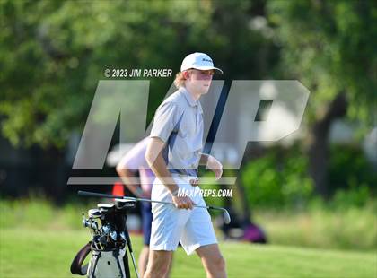 Thumbnail 2 in UIL 6A Boys Golf State Championship photogallery.