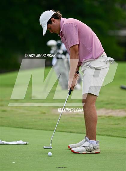 Thumbnail 3 in UIL 6A Boys Golf State Championship photogallery.