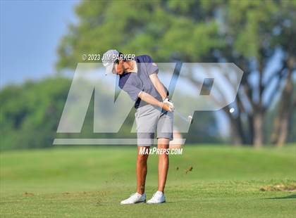 Thumbnail 3 in UIL 6A Boys Golf State Championship photogallery.