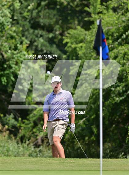 Thumbnail 3 in UIL 6A Boys Golf State Championship photogallery.