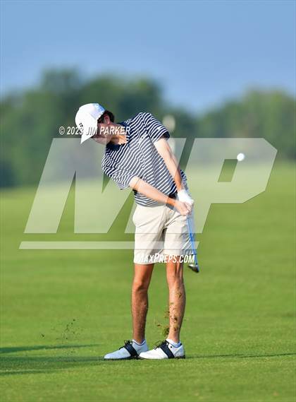 Thumbnail 1 in UIL 6A Boys Golf State Championship photogallery.
