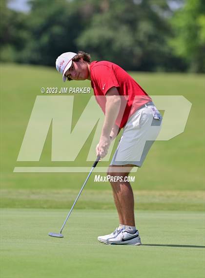 Thumbnail 1 in UIL 6A Boys Golf State Championship photogallery.