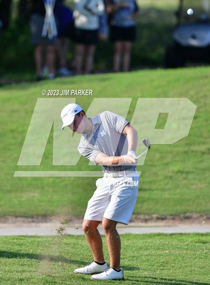 Thumbnail 2 in UIL 6A Boys Golf State Championship photogallery.