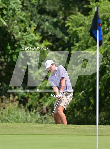 Thumbnail 3 in UIL 6A Boys Golf State Championship photogallery.