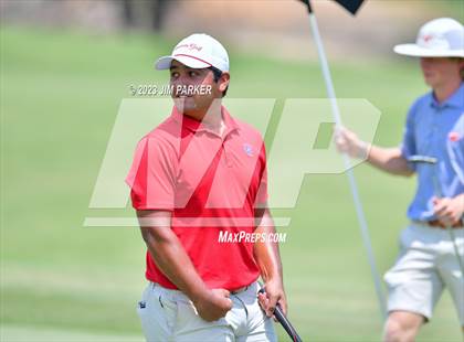 Thumbnail 3 in UIL 6A Boys Golf State Championship photogallery.