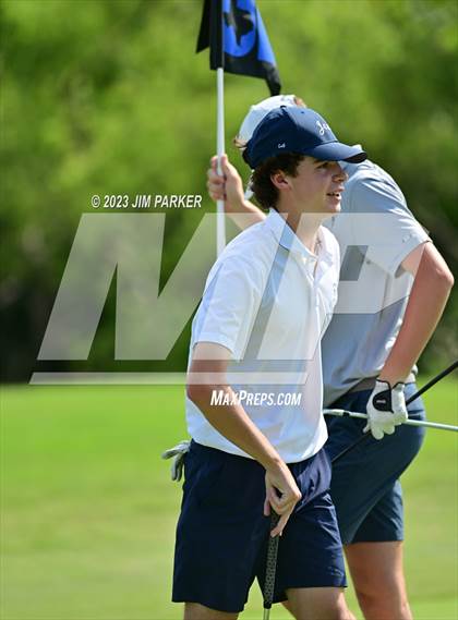 Thumbnail 1 in UIL 6A Boys Golf State Championship photogallery.