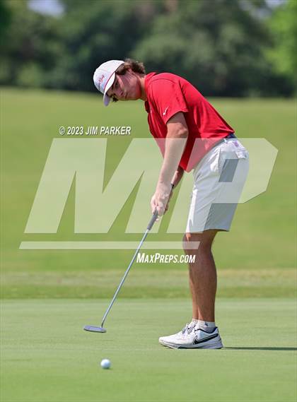 Thumbnail 3 in UIL 6A Boys Golf State Championship photogallery.