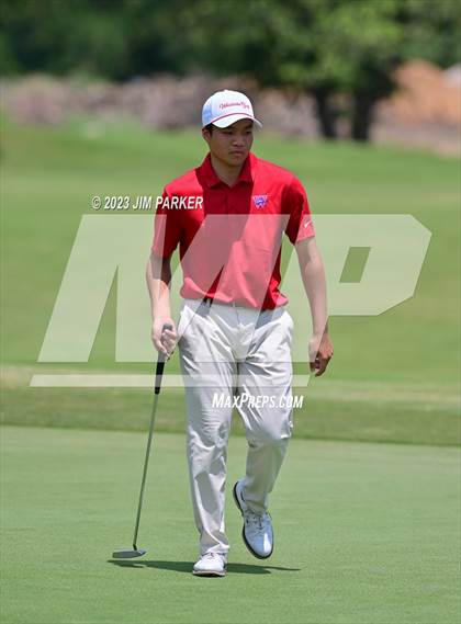 Thumbnail 3 in UIL 6A Boys Golf State Championship photogallery.