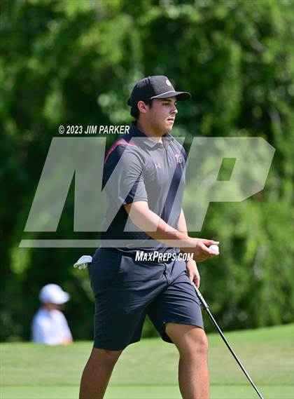 Thumbnail 3 in UIL 6A Boys Golf State Championship photogallery.