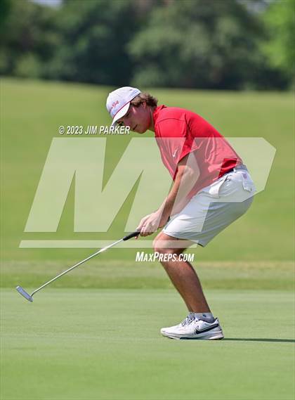 Thumbnail 2 in UIL 6A Boys Golf State Championship photogallery.