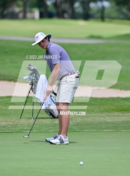 Thumbnail 2 in UIL 6A Boys Golf State Championship photogallery.