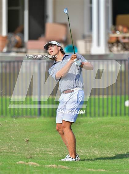 Thumbnail 3 in UIL 6A Boys Golf State Championship photogallery.