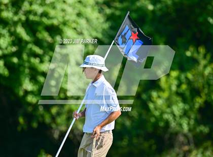 Thumbnail 2 in UIL 6A Boys Golf State Championship photogallery.