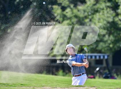 Thumbnail 3 in UIL 6A Boys Golf State Championship photogallery.