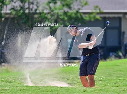 Thumbnail 3 in UIL 6A Boys Golf State Championship photogallery.