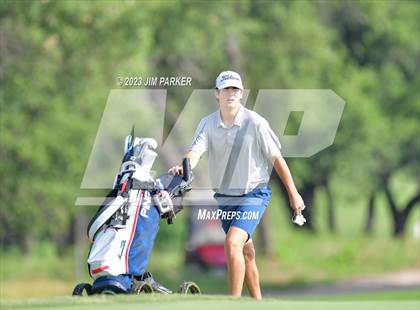 Thumbnail 3 in UIL 6A Boys Golf State Championship photogallery.