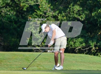 Thumbnail 2 in UIL 6A Boys Golf State Championship photogallery.