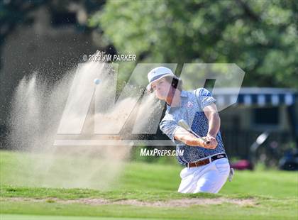 Thumbnail 1 in UIL 6A Boys Golf State Championship photogallery.