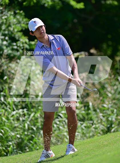Thumbnail 1 in UIL 6A Boys Golf State Championship photogallery.
