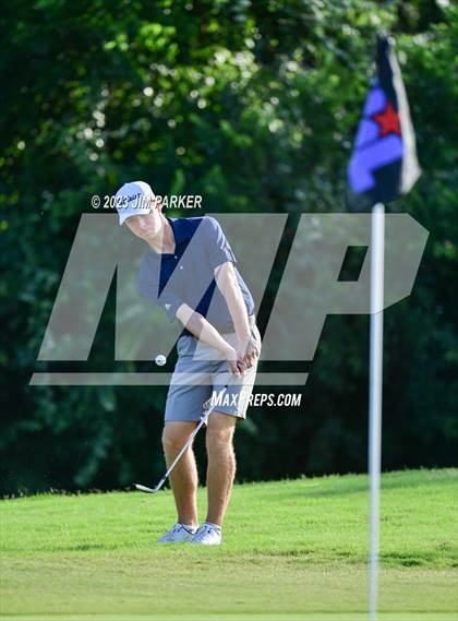 Thumbnail 2 in UIL 6A Boys Golf State Championship photogallery.