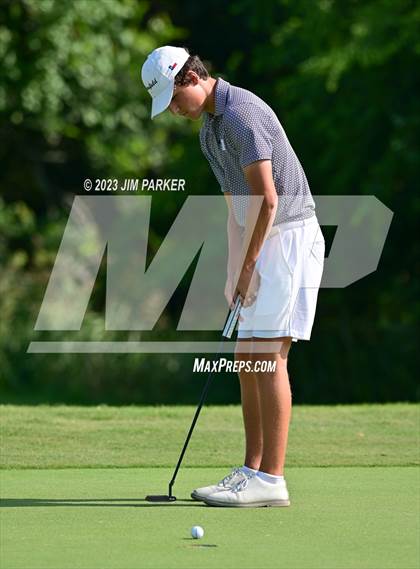Thumbnail 3 in UIL 6A Boys Golf State Championship photogallery.