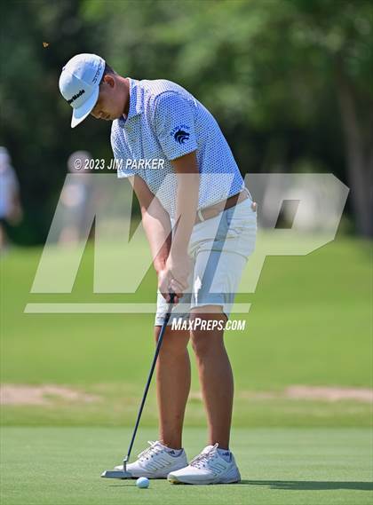 Thumbnail 1 in UIL 6A Boys Golf State Championship photogallery.