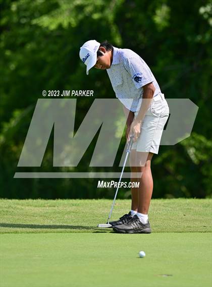 Thumbnail 2 in UIL 6A Boys Golf State Championship photogallery.
