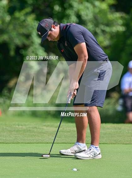 Thumbnail 1 in UIL 6A Boys Golf State Championship photogallery.