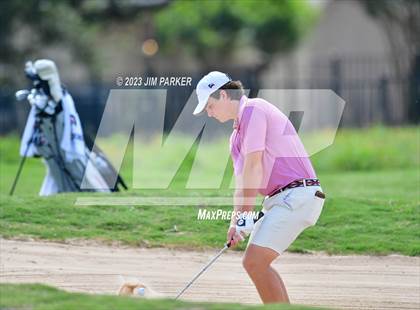 Thumbnail 3 in UIL 6A Boys Golf State Championship photogallery.