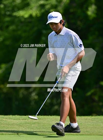 Thumbnail 3 in UIL 6A Boys Golf State Championship photogallery.