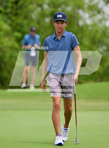 Thumbnail 2 in UIL 6A Boys Golf State Championship photogallery.