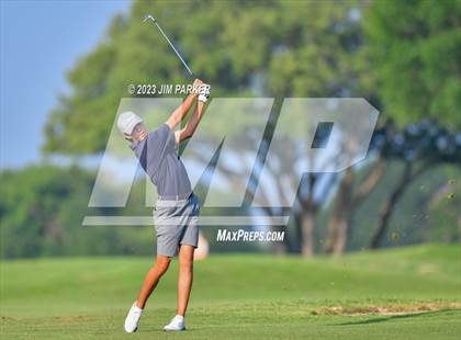 Thumbnail 1 in UIL 6A Boys Golf State Championship photogallery.