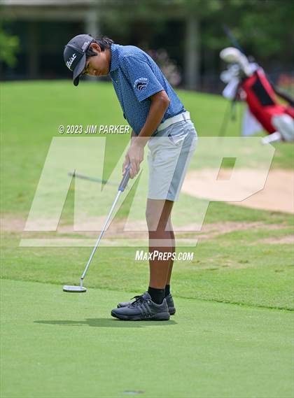 Thumbnail 1 in UIL 6A Boys Golf State Championship photogallery.