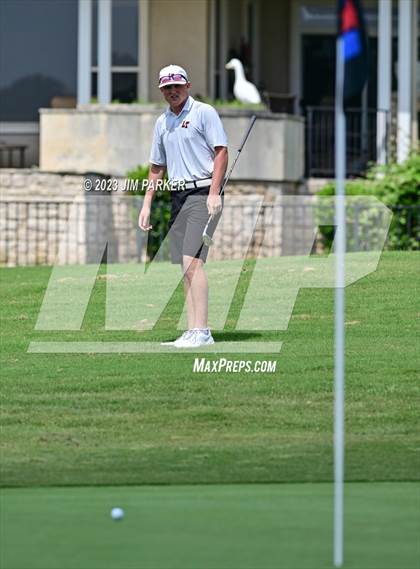 Thumbnail 1 in UIL 6A Boys Golf State Championship photogallery.