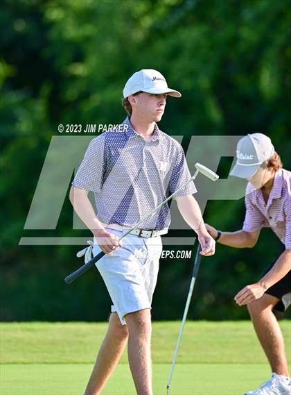 Thumbnail 1 in UIL 6A Boys Golf State Championship photogallery.