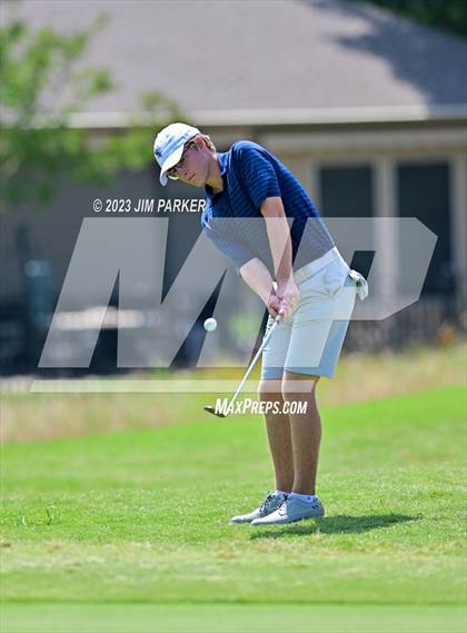 Thumbnail 3 in UIL 6A Boys Golf State Championship photogallery.