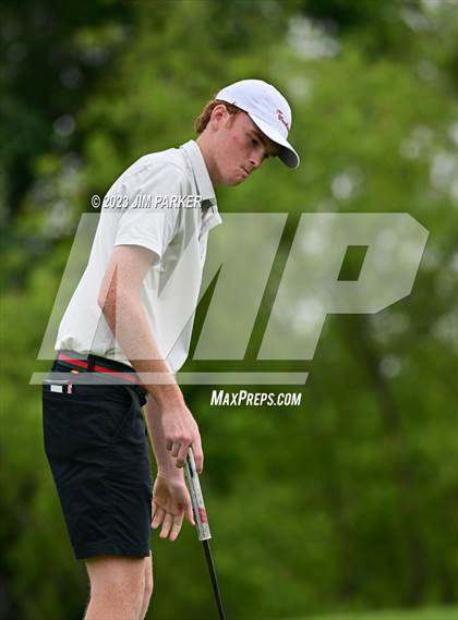 Thumbnail 2 in UIL 6A Boys Golf State Championship photogallery.