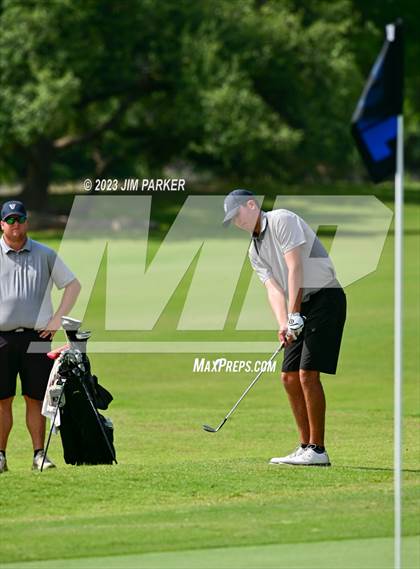 Thumbnail 1 in UIL 6A Boys Golf State Championship photogallery.