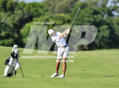 Thumbnail 1 in UIL 6A Boys Golf State Championship photogallery.