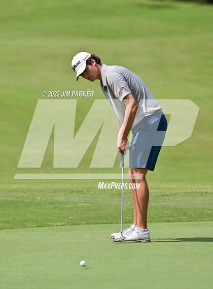 Thumbnail 2 in UIL 6A Boys Golf State Championship photogallery.